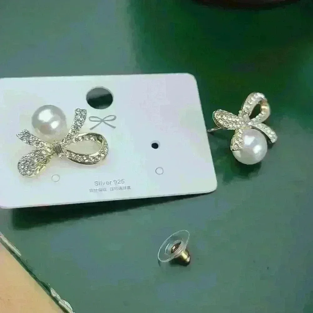 925 Sterling Silver pearl rhinestones earrings Gold-toned faux pearl - Picture 8 of 10